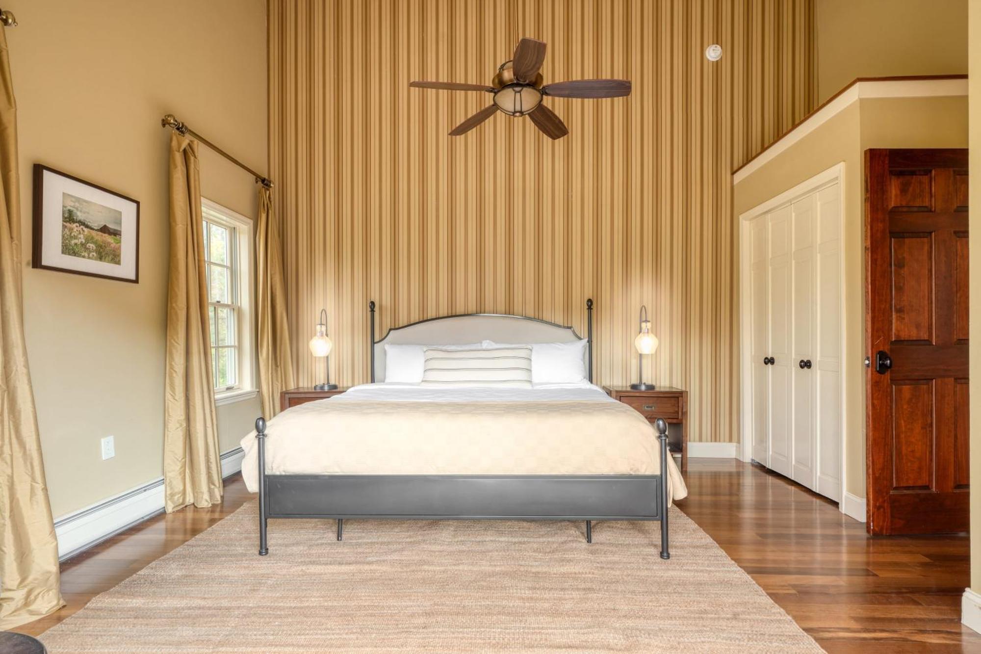 Cortland By Avantstay Charming Heritage Estate W Private Lake Pool 소거티즈 외부 사진